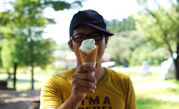 店長とソフトクリーム