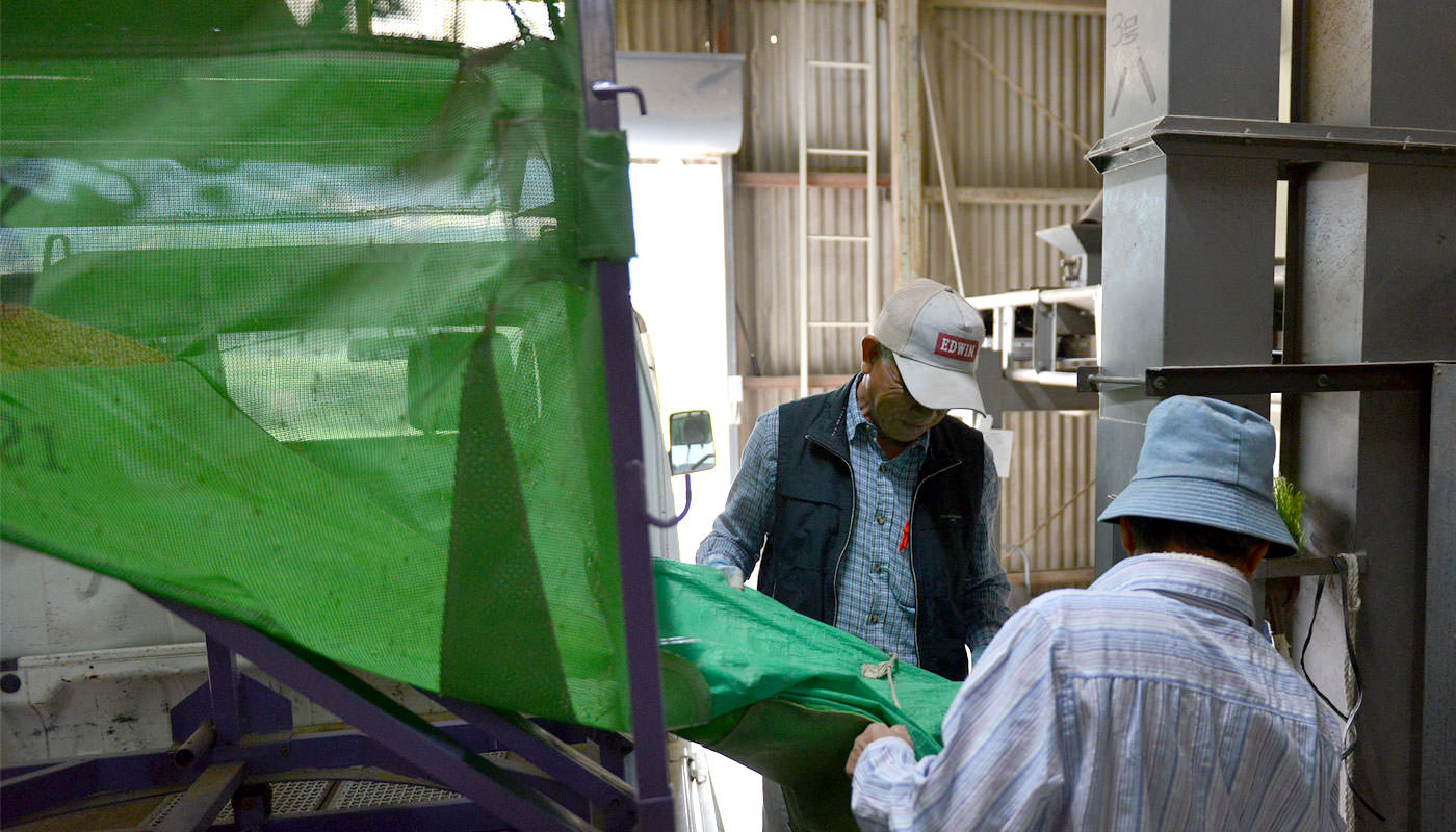 ライスセンターの様子。